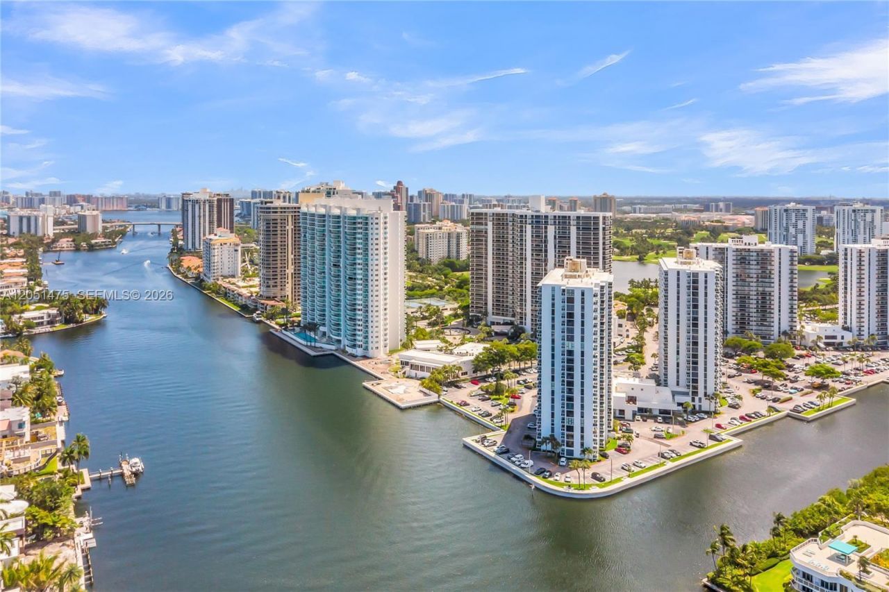20515 E Country Club Dr , Unit 248, Aventura, FL 33180 Photo