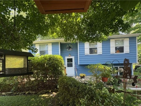 1717 Stirling Road , Madison, OH 44057
