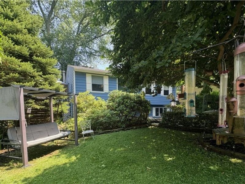 1717 Stirling Road, Madison, OH 44057 Photo 4