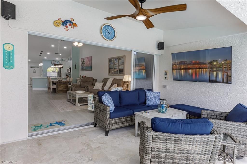 8654 Mustang Dr, Unit 8, Naples, FL 34113 Photo