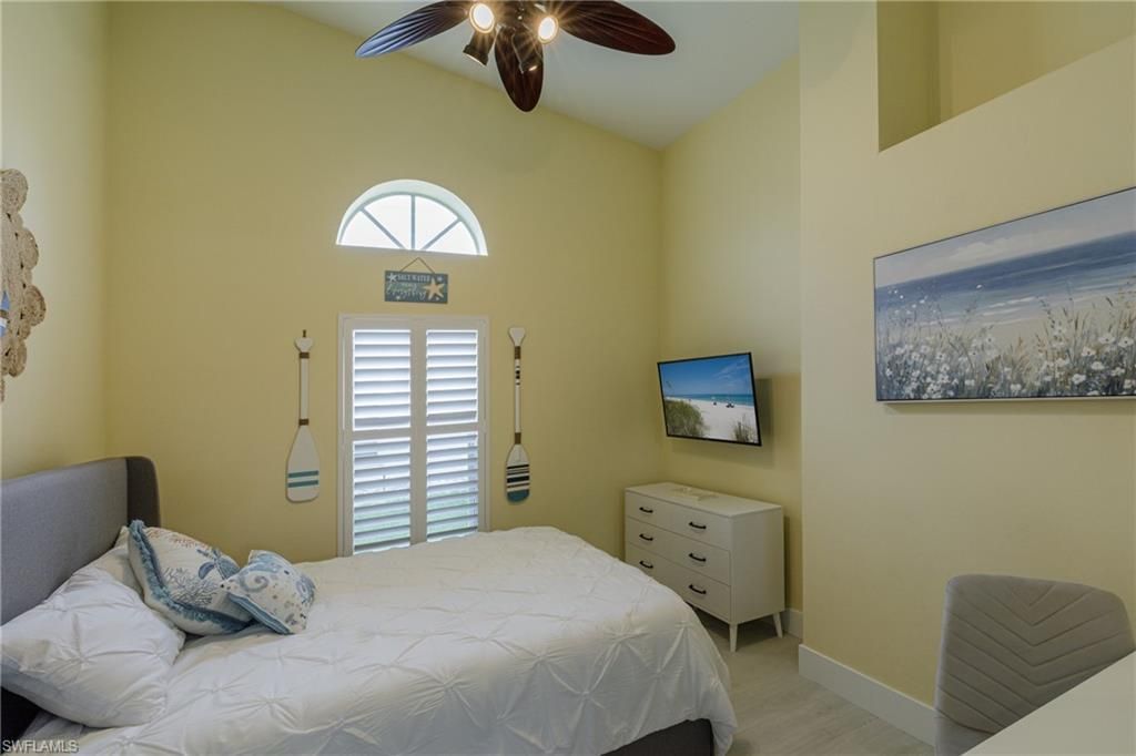 8654 Mustang Dr, Unit 8, Naples, FL 34113 Photo