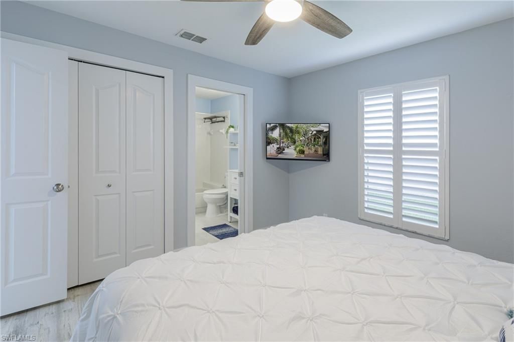 8654 Mustang Dr, Unit 8, Naples, FL 34113 Photo
