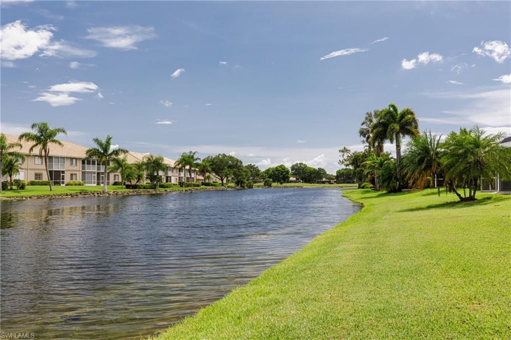 8654 Mustang Dr, Unit 8, Naples, FL 34113 Photo