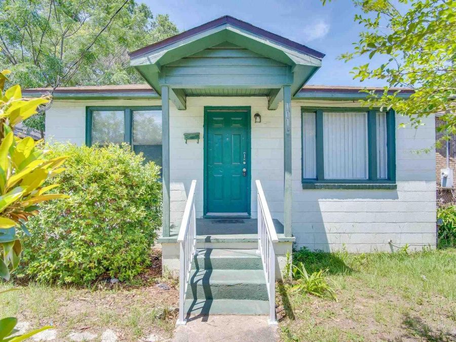 Property Image 1