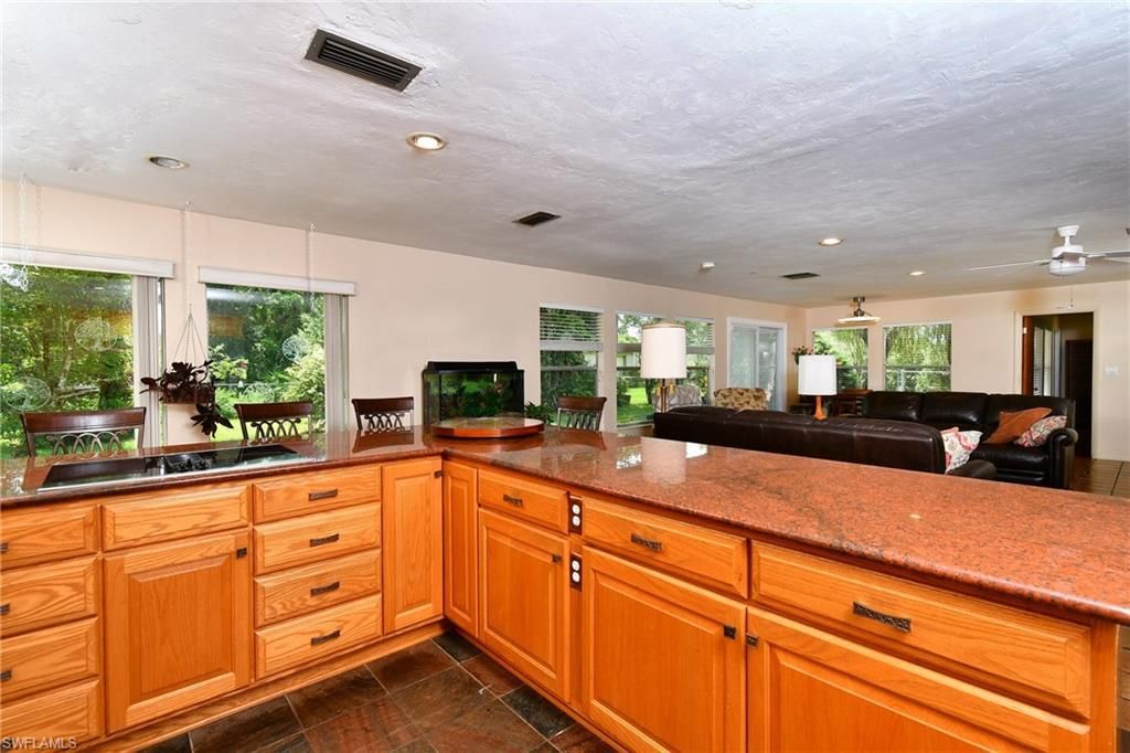 318 Fifth Ave , Lehigh Acres, FL 33936 Photo