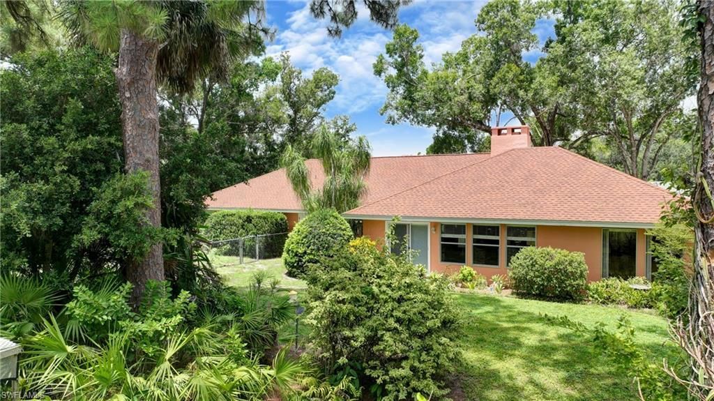 318 Fifth Ave , Lehigh Acres, FL 33936 Photo