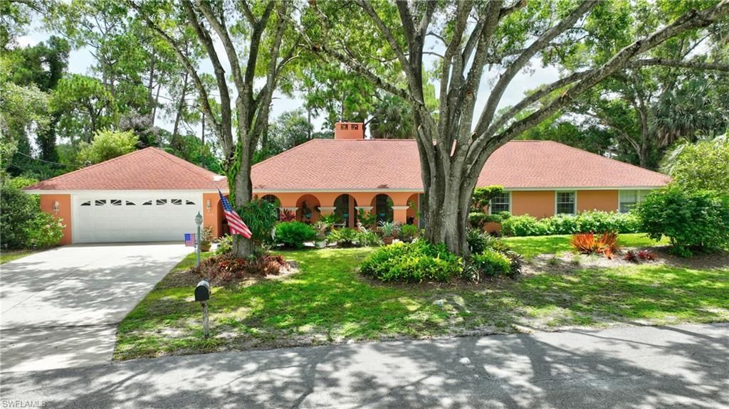 318 Fifth Ave , Lehigh Acres, FL 33936 Photo