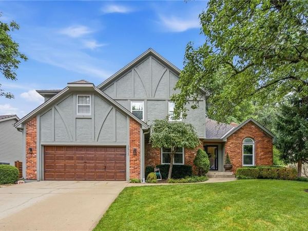 14712 W 81st Street, Lenexa, KS 66215