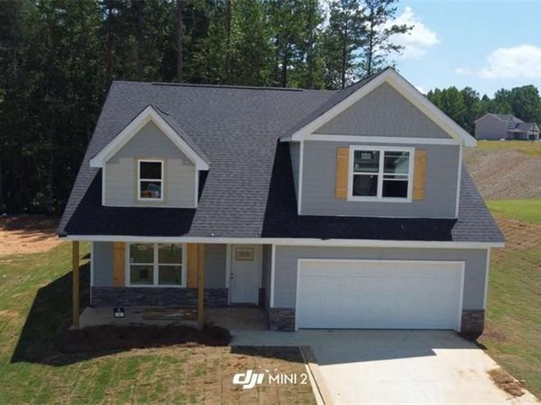 6458 Plantation Station Drive , Lula, GA 30554