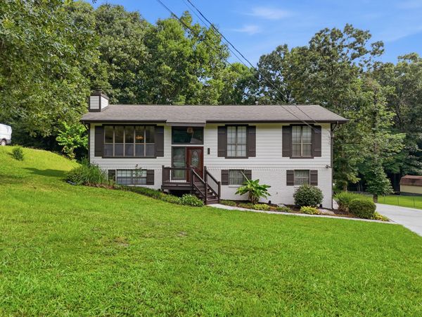5033 Hunter Village Drive, Ooltewah, TN 37363