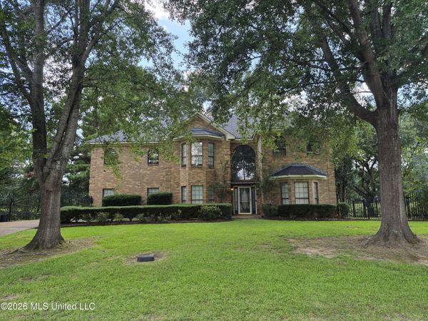 6313 Cedarwood Drive, Jackson, MS 39213