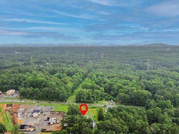 8515 Dallas Acworth Highway, Dallas, GA 30132