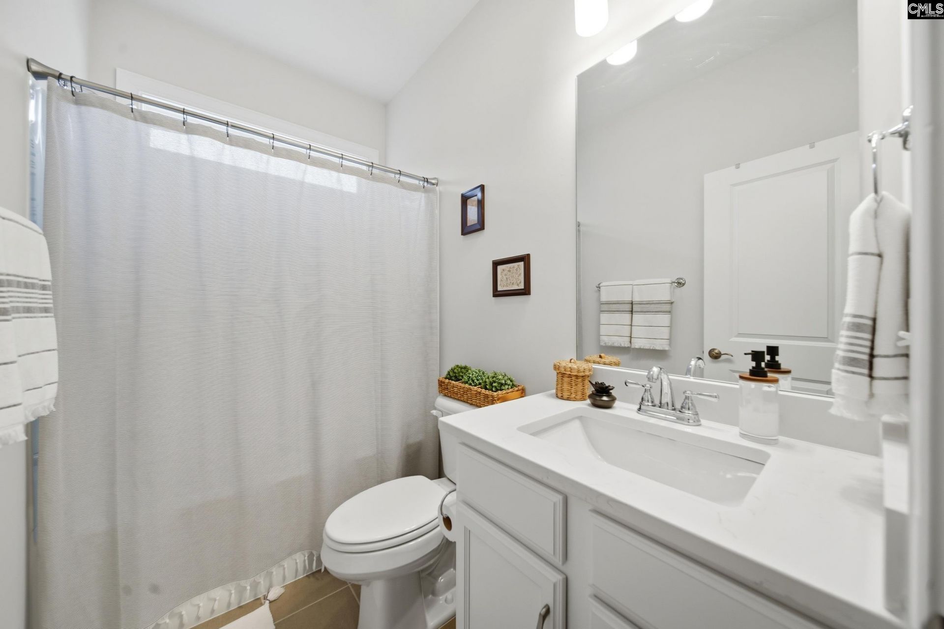 527 Radnor Hunt Court Photo 24
