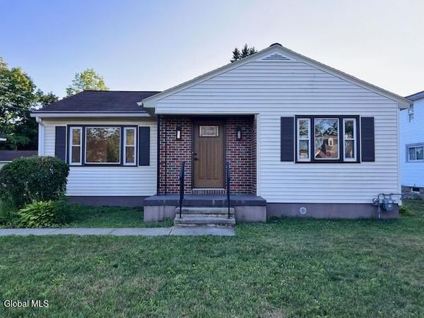 3936 Albany Street, Schenectady, NY 12304