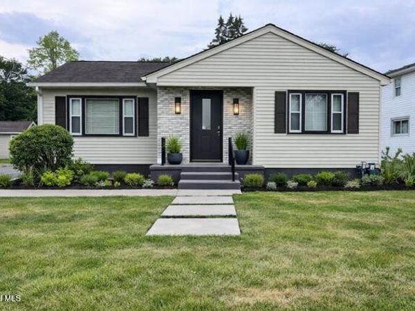 3936 Albany Street, Schenectady, NY 12304