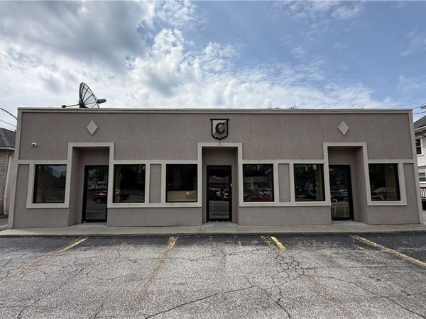 1024 E Market Street , Warren, OH 44483
