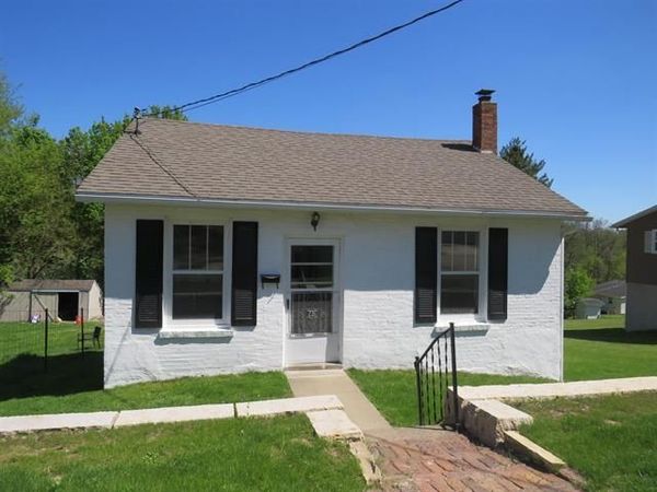 236 S Hickory, GALENA, IL 61036