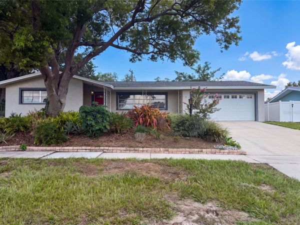 1666 PALACE DRIVE , CLEARWATER, FL 33756