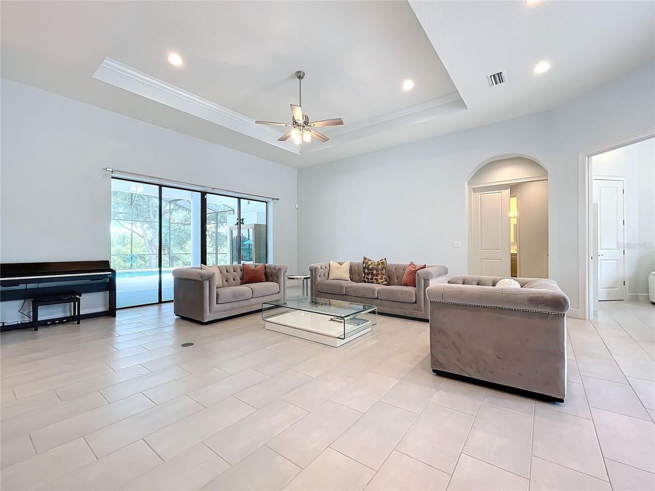 20404 Wolf Springs Court, Clermont, FL 34715 Photo