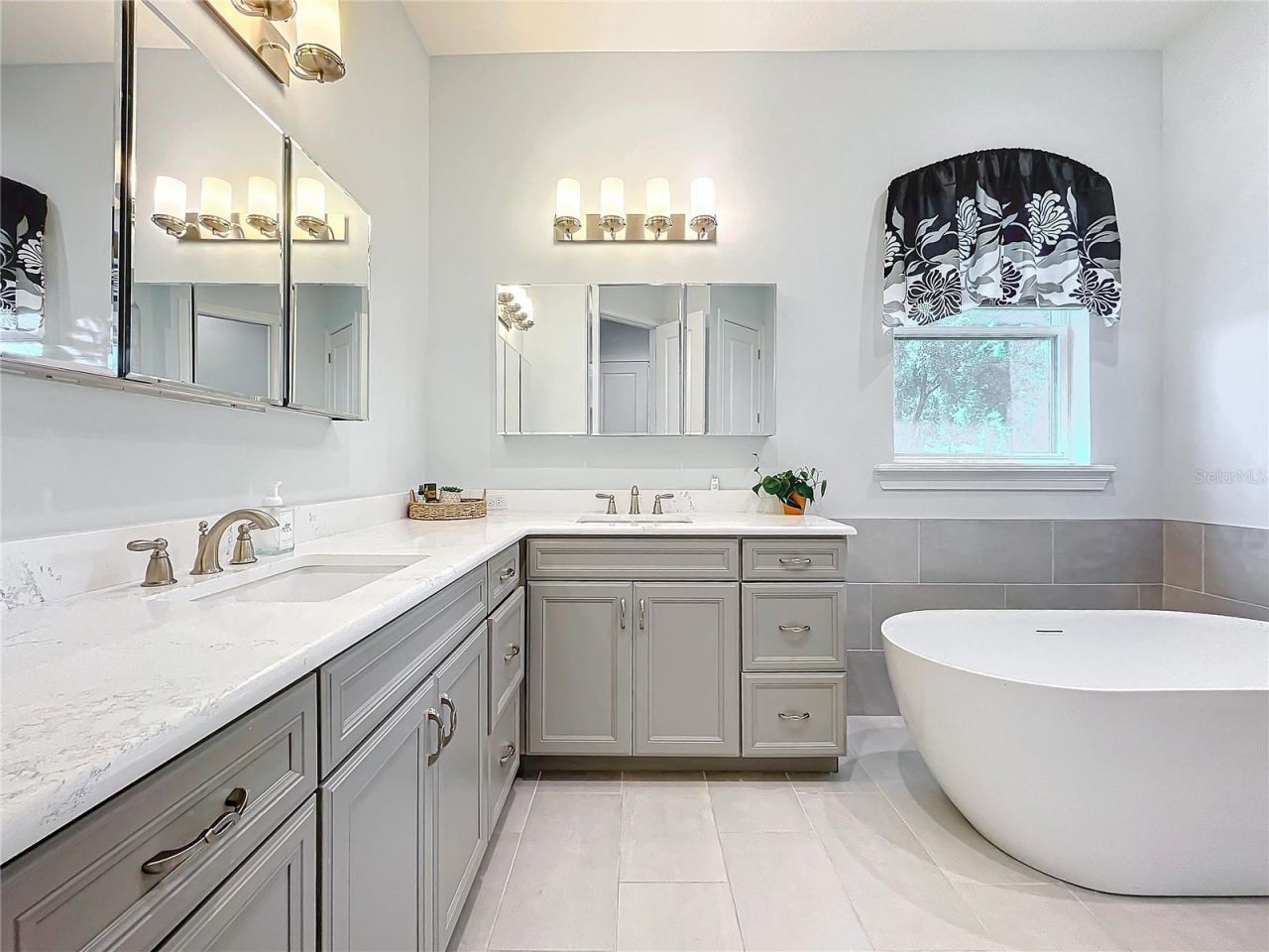 20404 Wolf Springs Court, Clermont, FL 34715 Photo