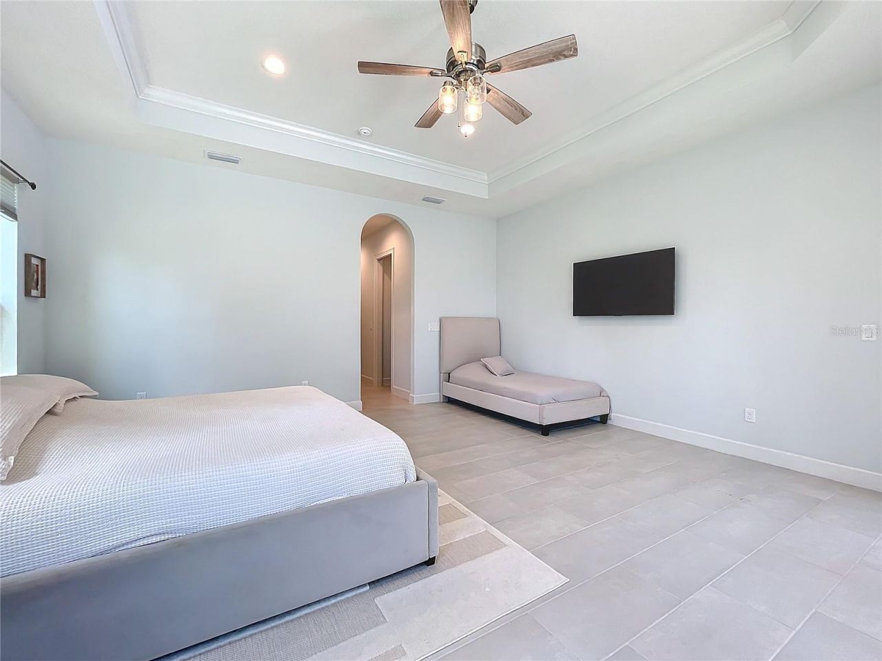 20404 Wolf Springs Court, Clermont, FL 34715 Photo