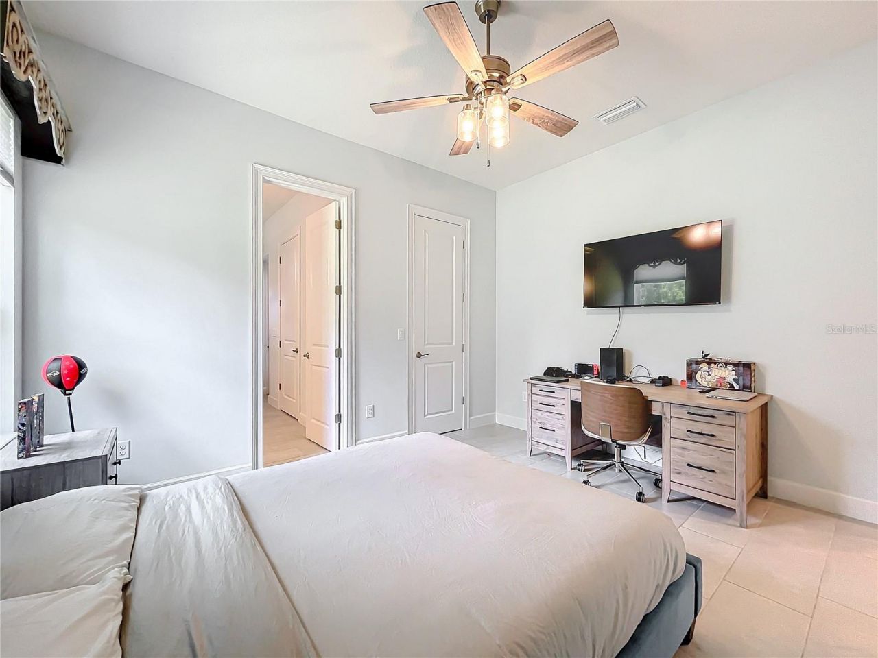 20404 Wolf Springs Court, Clermont, FL 34715 Photo