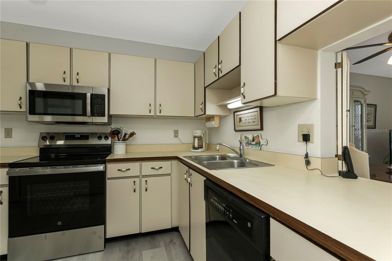 3640 Ironwood Circle , Unit 503N, Bradenton, FL 34209 Photo