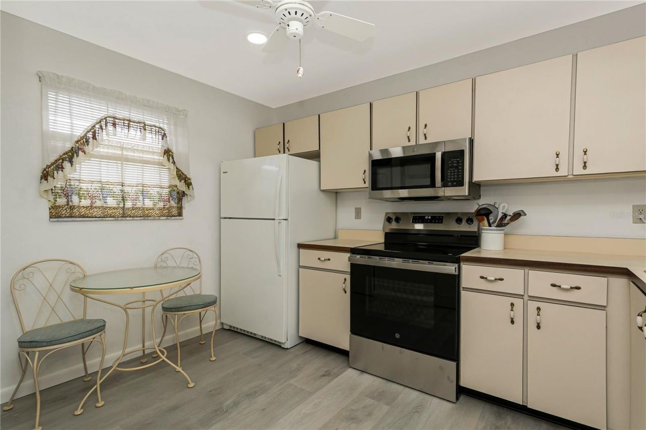 3640 Ironwood Circle , Unit 503N, Bradenton, FL 34209 Photo