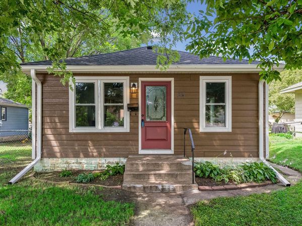 34 14th Avenue N, Hopkins, MN 55343