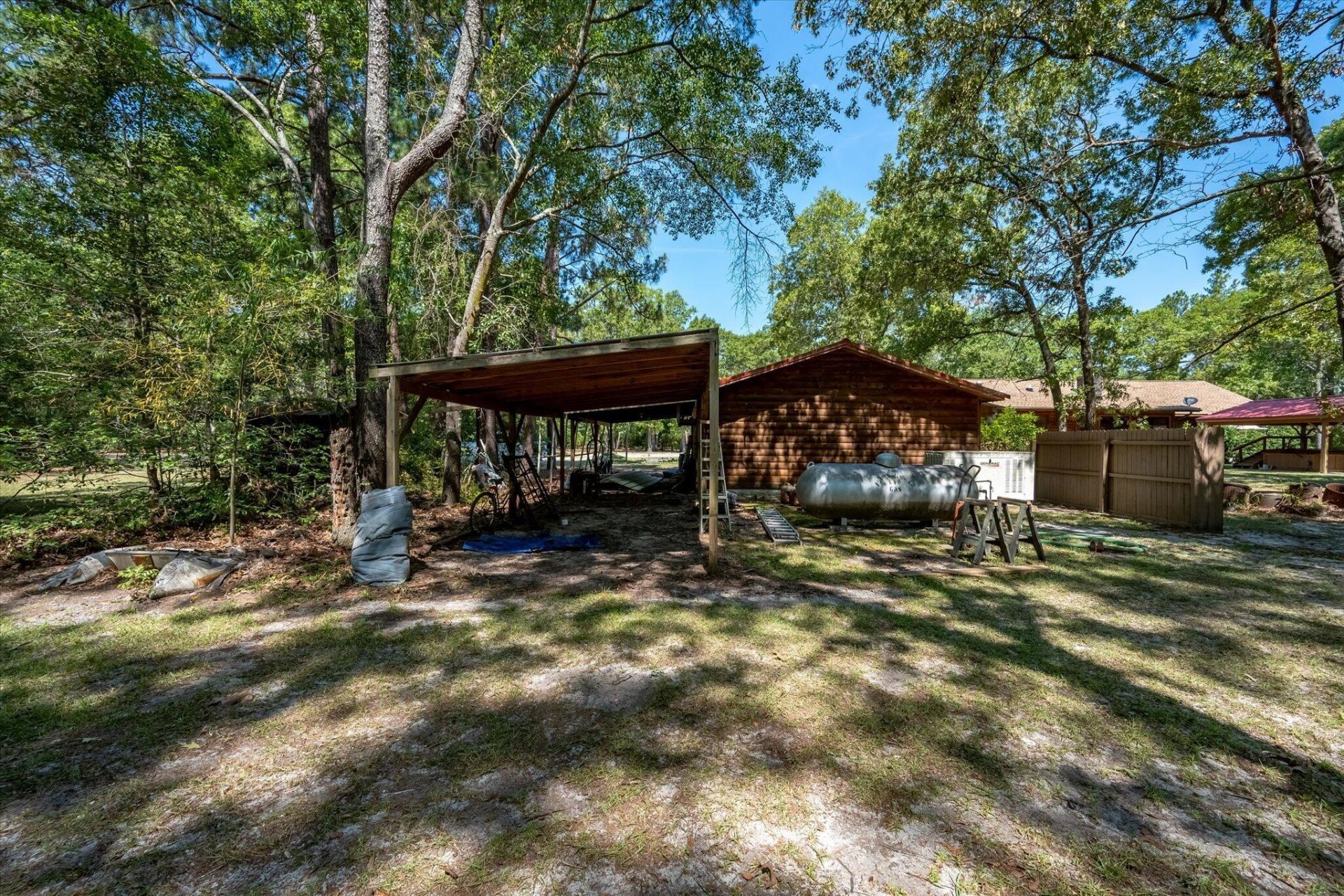 650 Cromwell Lane Photo 43