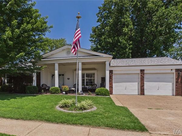 3555 Meserta Lane, Florissant, MO 63033