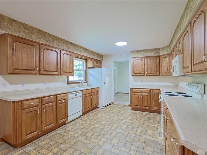 4520 Eisenhower Place, Middletown, OH 45042 Photo 13