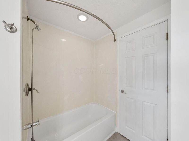 5636 Orchid Place , Columbus, OH 43235 Photo 38
