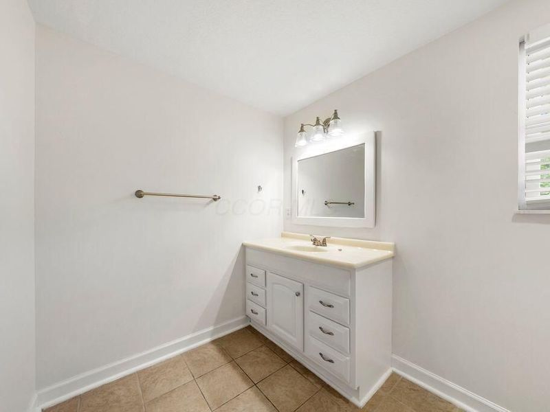 5636 Orchid Place , Columbus, OH 43235 Photo 39