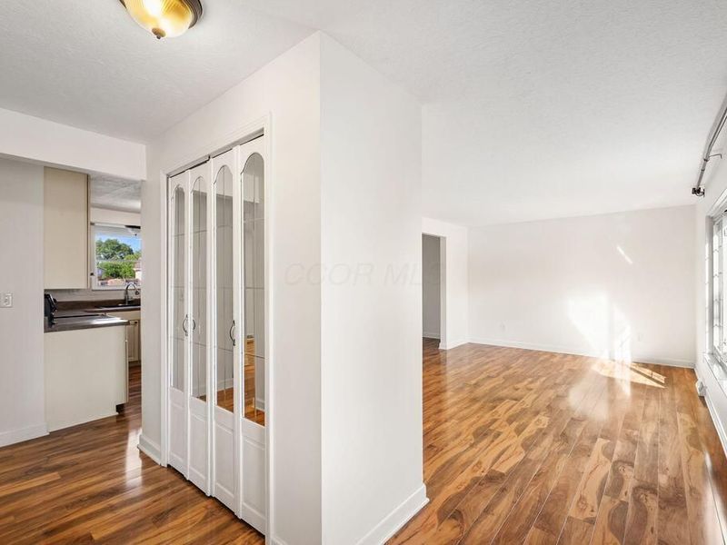 5636 Orchid Place , Columbus, OH 43235 Photo 8