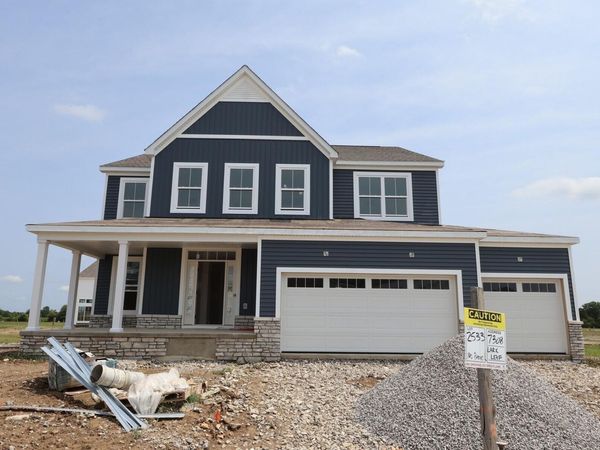 7308 Larkleaf Drive, Plain City, OH 43064