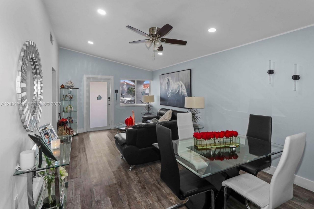 2884 W 75th St , Hialeah, FL 33018 Photo