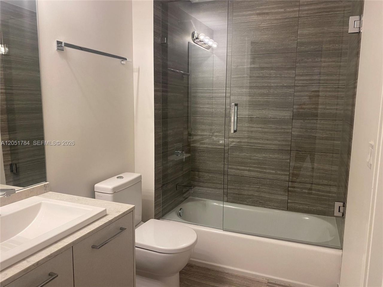 1010 Brickell Ave, Unit 1403, Miami, FL 33131 Photo