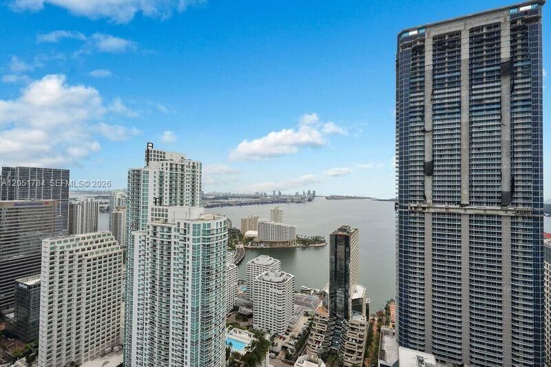 1010 Brickell Ave, Unit 1403, Miami, FL 33131 Photo