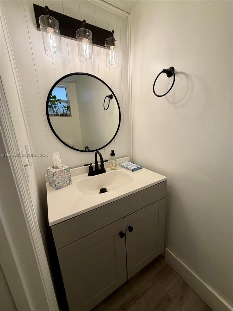 17000 NW 67th Ave, Unit 130, Hialeah, FL 33015 Photo