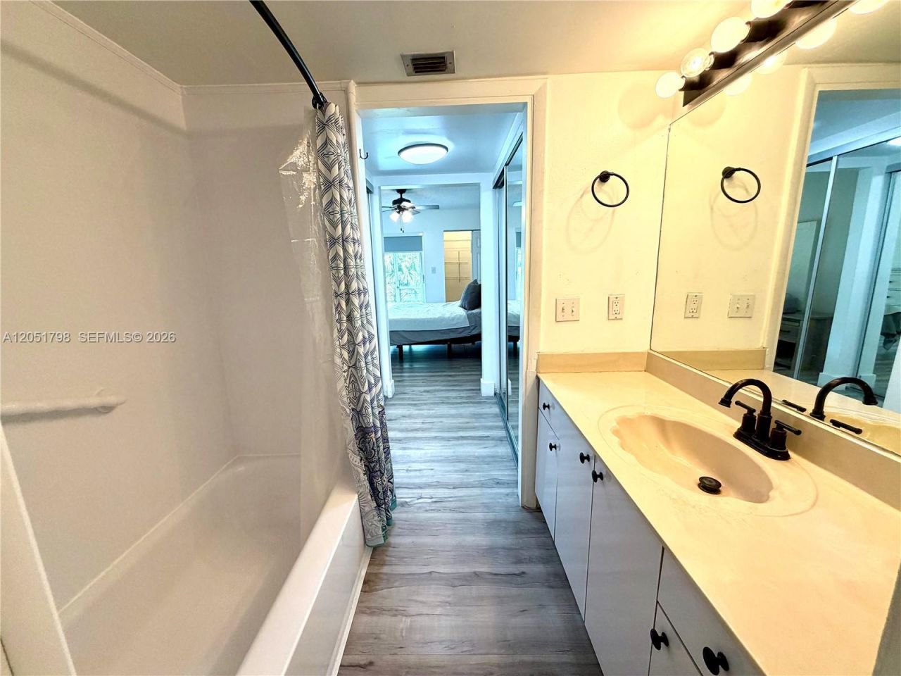 17000 NW 67th Ave, Unit 130, Hialeah, FL 33015 Photo
