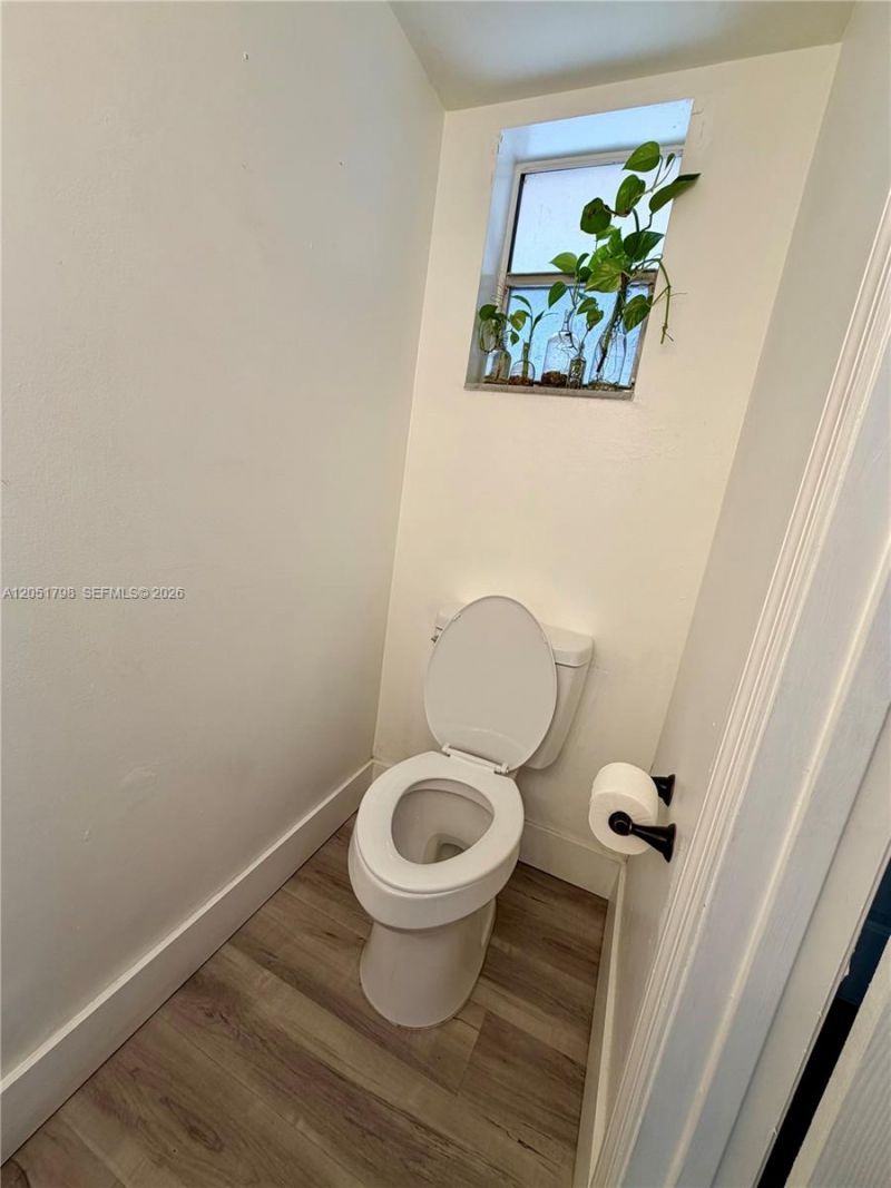 17000 NW 67th Ave, Unit 130, Hialeah, FL 33015 Photo