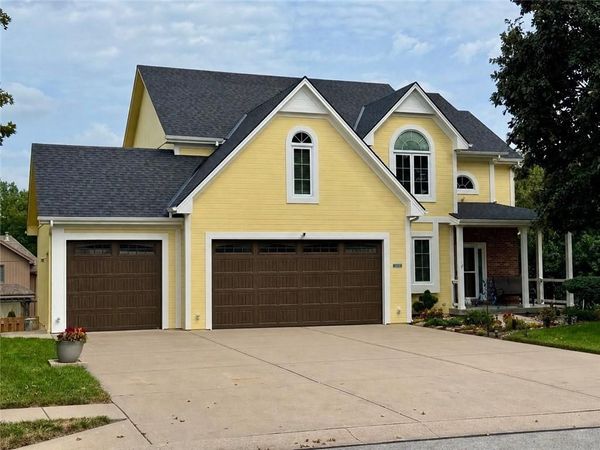 9015 N Lane Avenue, Kansas City, MO 64157