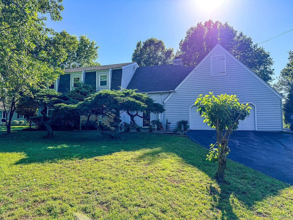 3655 Kentucky 303 , Mayfield, KY 42066