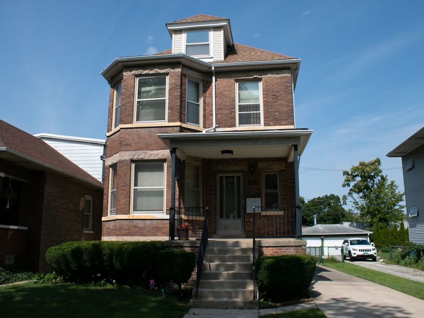 Main Photo