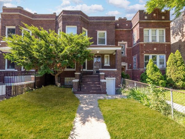 4747 W Monroe Street , Chicago, IL 60644