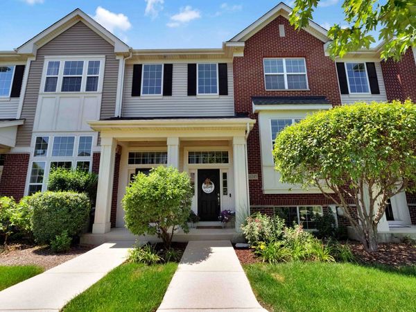 16745 Brighton Drive , Lemont, IL 60439