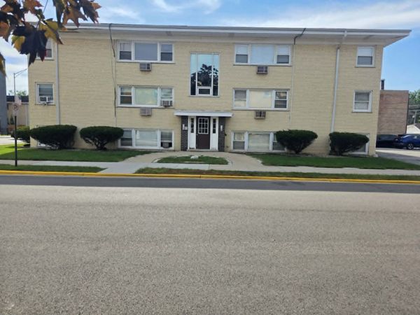 8636 Grand Avenue , Unit 2A, River Grove, IL 60171