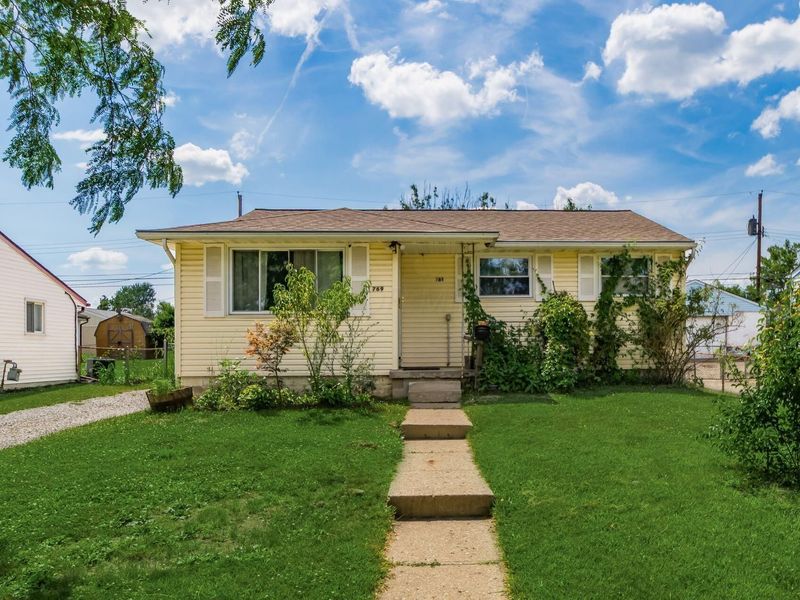 769 Maurine Drive , Columbus, OH 43228 Photo 2