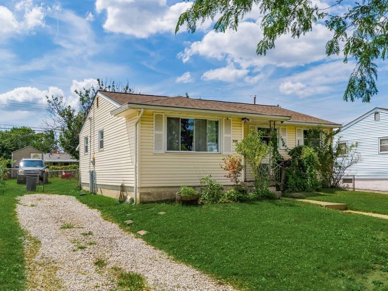 769 Maurine Drive , Columbus, OH 43228 Photo 4